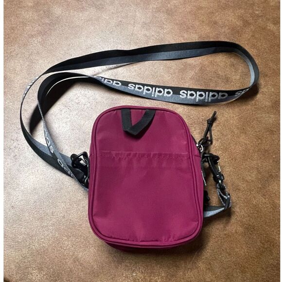 Cute Adidas Burgundy Crossbody Mini Bag- Festival Travel Bag- Excellent Cond. - Picture 2 of 9